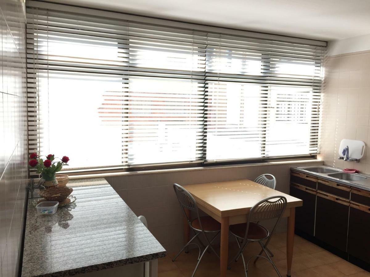 Two Bedroom Apartment Near Beach And Casino Figueira da Foz Luaran gambar